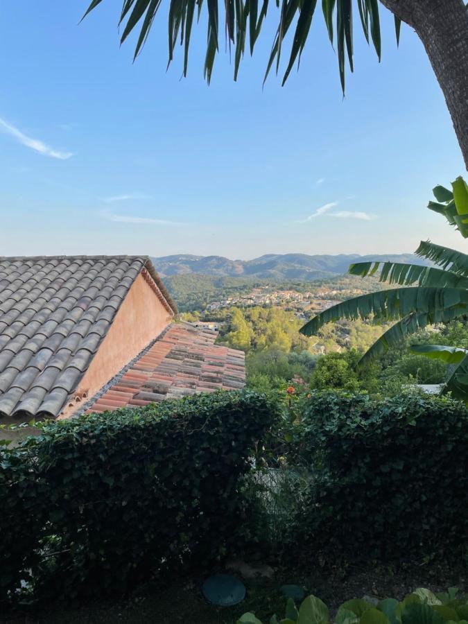 Charmant Rez De Villa En Provence Le Tignet Экстерьер фото